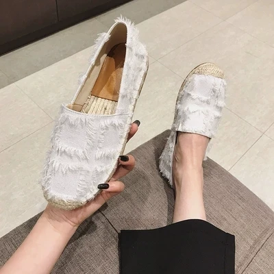 Shoes woman luxury brand women's straw fisherman shoes wild casual shoes flat student shallow mouth loafers
Shoes woman luxury brand women's straw fisherman shoes wild casual shoes flat student shallow mouth loafers