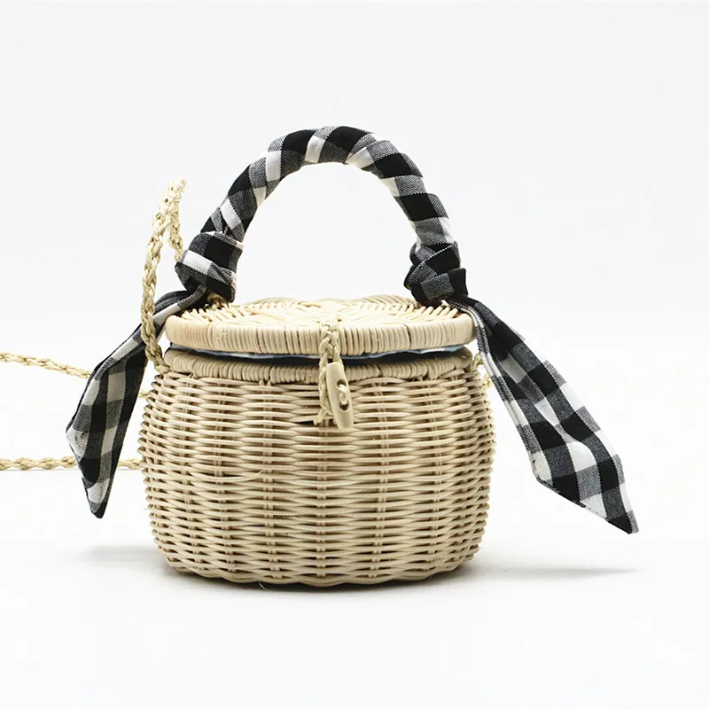 INS popular female summer mini Lady Woven Bolsa hand-woven crossbody bag rattan portable grid cloth beach bag Luxury Handbags 
INS popular female summer mini Lady Woven Bolsa hand-woven crossbody bag rattan portable grid cloth beach bag Luxury Handbags
