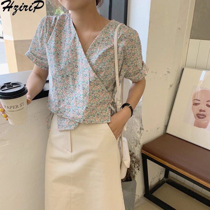 HziriP Sweet 2019 Ladies Shirts Fashion Casual Shirt Women New Design V-Neck Print Elegant Sexy Tops Blusas Mujer Preppy Style
HziriP Sweet 2019 Ladies Shirts Fashion Casual Shirt Women New Design V-Neck Print Elegant Sexy Tops Blusas Mujer Preppy Style