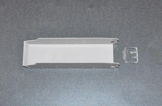TR05583-8