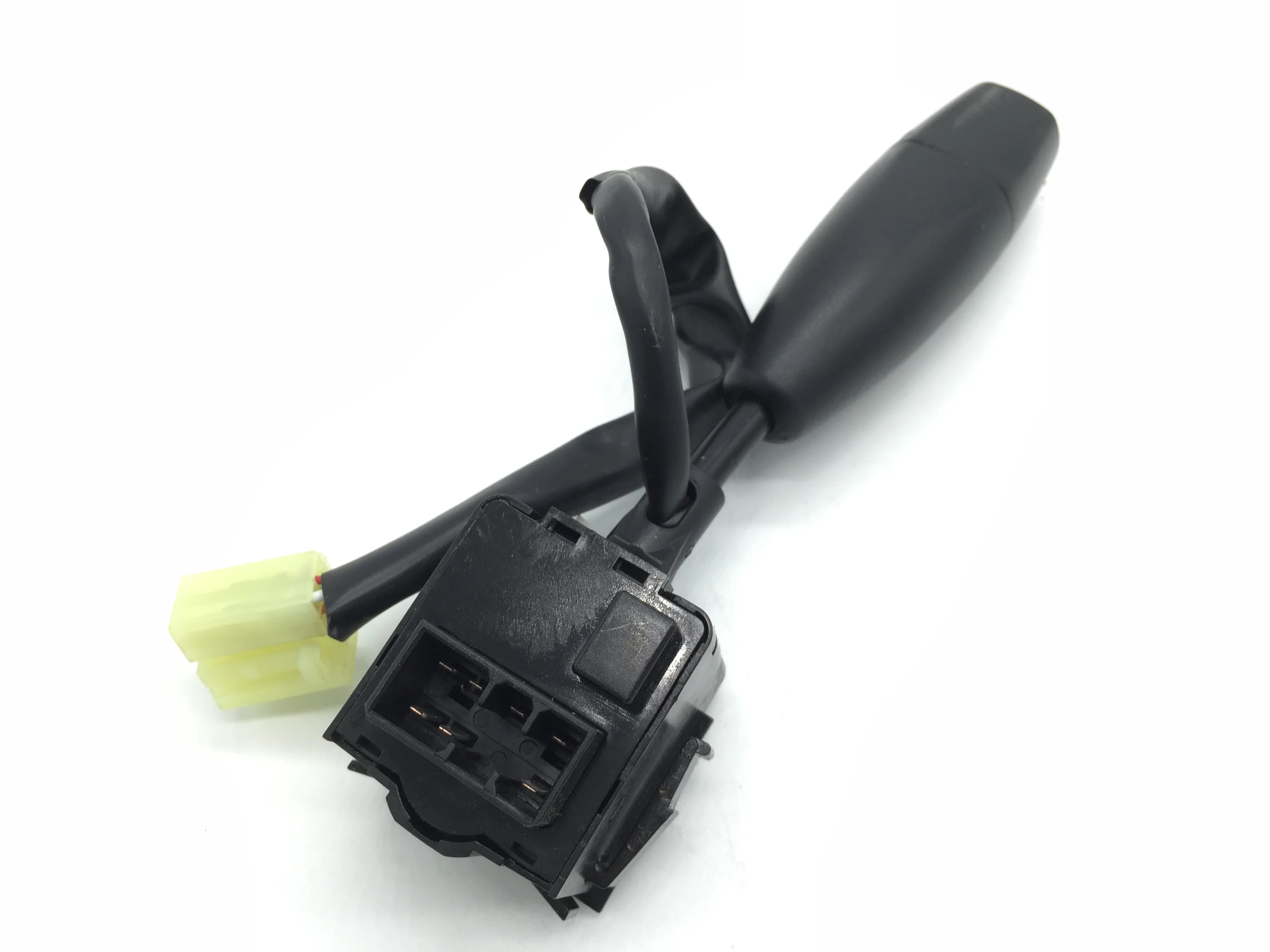 Steering switch, wiper switch, combination switch assembly for Chery QQ SWEET S11 S11-3774010
Steering switch, wiper switch, combination switch assembly for Chery QQ SWEET S11 S11-3774010