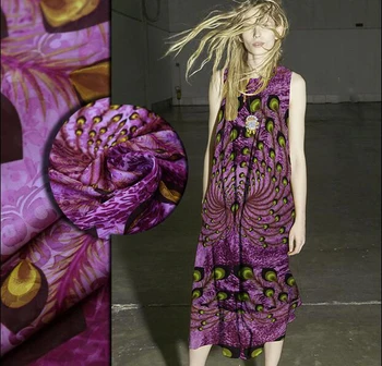 Europe and the United States double wave silk satin Peacock Skirt Dress Shirt printing material purple dress fabric
Europe and the United States double wave silk satin Peacock Skirt Dress Shirt printing material purple dress fabric