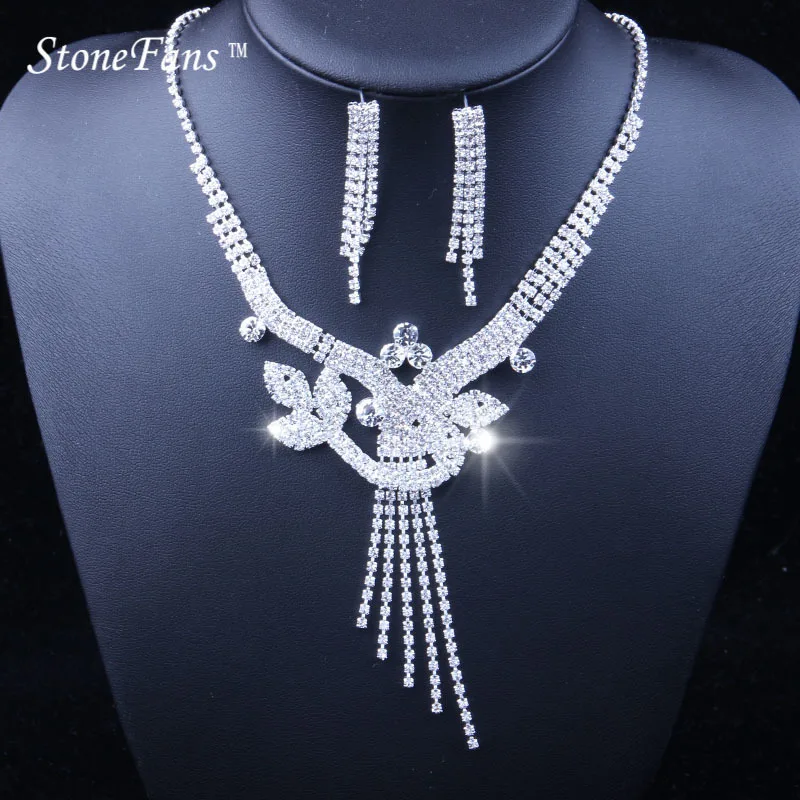 StoneFans Fashion Crystal Rhinestone 2pcs Plant Choker Necklace Velvet Statement Necklace for Women Collares Jewelry Party Gift
StoneFans Fashion Crystal Rhinestone 2pcs Plant Choker Necklace Velvet Statement Necklace for Women Collares Jewelry Party Gift