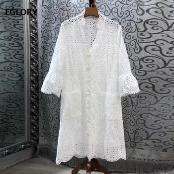 High Quality White Dress 2019 Autumn Women V-Neck Pineapple Embroidery Flare Sleeve Beading Button Vintage Retro Dress Vestidos
High Quality White Dress 2019 Autumn Women V-Neck Pineapple Embroidery Flare Sleeve Beading Button Vintage Retro Dress Vestidos