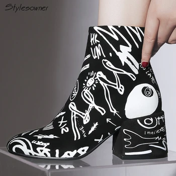 Stylesowner Brand Design Graffiti Ankle Boots Zipper Chunky High Heel Booties Genuine Leather Winter Boots For Girls Zapatos
Stylesowner Brand Design Graffiti Ankle Boots Zipper Chunky High Heel Booties Genuine Leather Winter Boots For Girls Zapatos