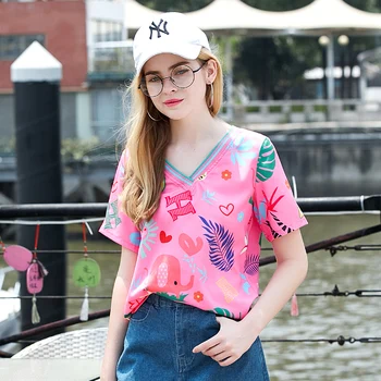 2018 Summer New Fashion V Neck Print Chiffon Shirt Harajuku Pink Loose Women Short Sleeve T-Shirt
2018 Summer New Fashion V Neck Print Chiffon Shirt Harajuku Pink Loose Women Short Sleeve T-Shirt