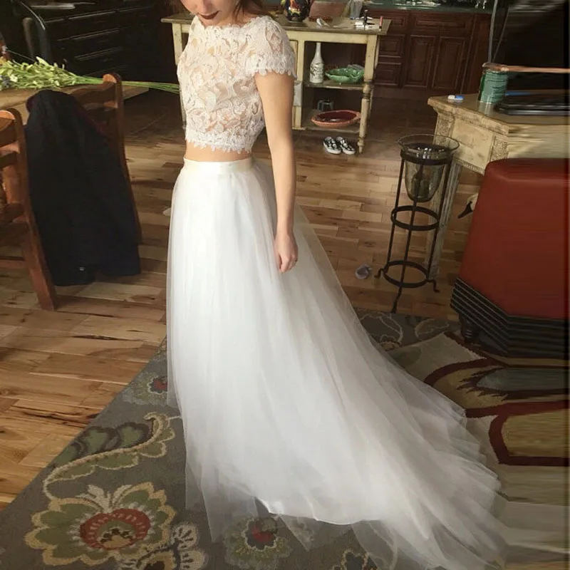 White Long Bridal Tulle Skirt with Sweep Train Custom Made Floor Length Zipper Waist Tulle Bride Wedding Skirts Saia Maxi Skirt
White Long Bridal Tulle Skirt with Sweep Train Custom Made Floor Length Zipper Waist Tulle Bride Wedding Skirts Saia Maxi Skirt