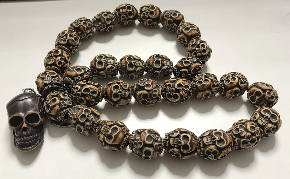Exaggerated Trendy Gorgeous Fashion Skeleton skull Jewelry Choker Necklace (30 skull beads + 1 skull head)
Exaggerated Trendy Gorgeous Fashion Skeleton skull Jewelry Choker Necklace (30 skull beads + 1 skull head)