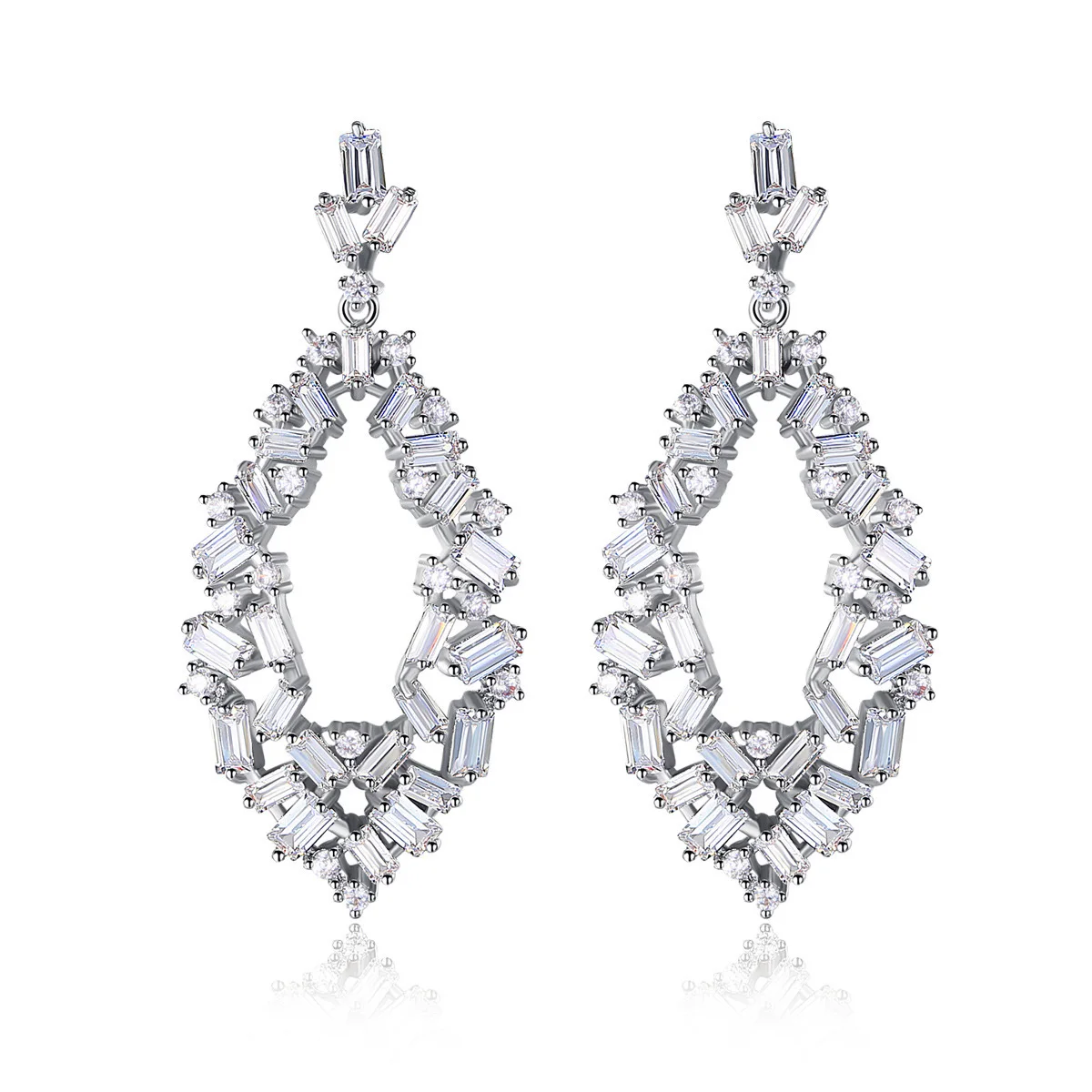 2019 New AAA Cubic Zirconia Hollow Rhombus Geometric Dangle Earrings For Women Bride's Wedding Jewelry Party Statement Earring
2019 New AAA Cubic Zirconia Hollow Rhombus Geometric Dangle Earrings For Women Bride's Wedding Jewelry Party Statement Earring