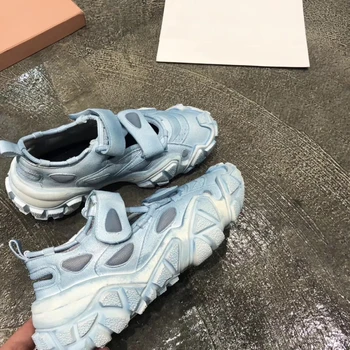 Casual Shoes Women Platform Dirty Sneakers Brand Retro zapatos de mujer Ladies Chunky footware White chaussures femme Breathable
Casual Shoes Women Platform Dirty Sneakers Brand Retro zapatos de mujer Ladies Chunky footware White chaussures femme Breathable