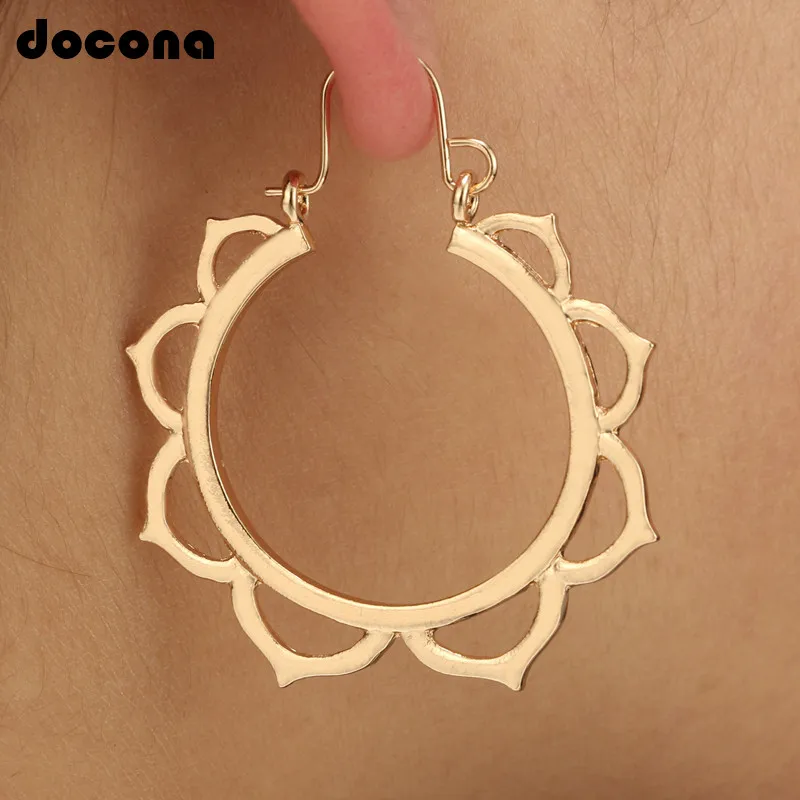 Docona Punk Gold Color Hollow Flower Drop Dangle Earring for Women Geometric Pendant Earrings Party Jewelry Oorbellen 5832
Docona Punk Gold Color Hollow Flower Drop Dangle Earring for Women Geometric Pendant Earrings Party Jewelry Oorbellen 5832