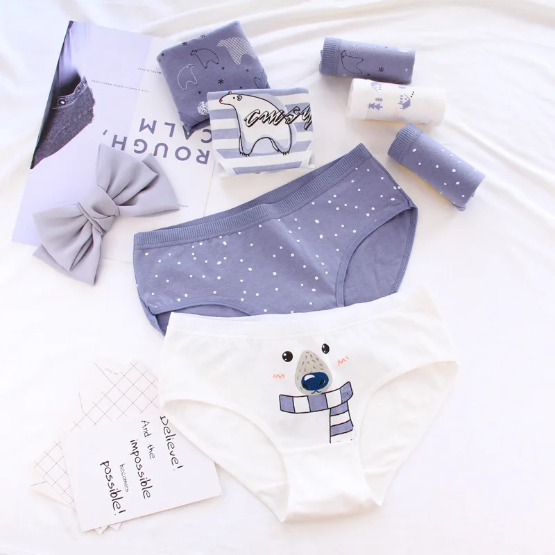Panties female cartoon polar bear cotton mid-rise ladies cotton triangle bottom pants fashion comfortable cute cotton girl pants
Panties female cartoon polar bear cotton mid-rise ladies cotton triangle bottom pants fashion comfortable cute cotton girl pants
