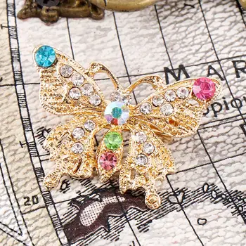 2020 Fashion Cute Colored Butterfly Rhinestone Brooch Pin, Crystal Brooches for Women Broaches Men Broches Scarf Buckle Brouch
2020 Fashion Cute Colored Butterfly Rhinestone Brooch Pin, Crystal Brooches for Women Broaches Men Broches Scarf Buckle Brouch
