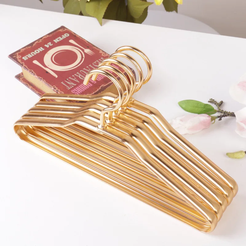 Aluminum alloy hanger for children Space aluminum No fluorescent agent Can be used 20 years Non-slip hangger in home storage
Aluminum alloy hanger for children Space aluminum No fluorescent agent Can be used 20 years Non-slip hangger in home storage