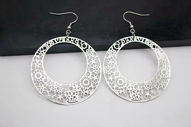 2016 High Quality Stainless Steel Round Shape Dangle Earrings For Women Gift Silver Loop Drop Earrings Jewelry
2016 High Quality Stainless Steel Round Shape Dangle Earrings For Women Gift Silver Loop Drop Earrings Jewelry