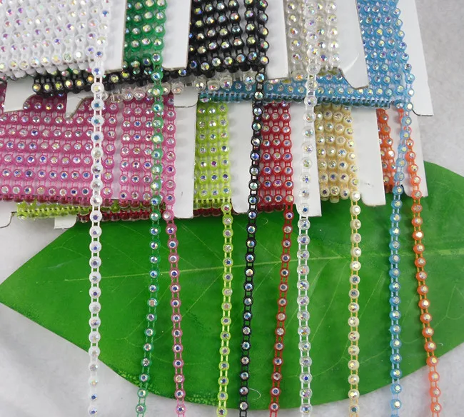 Diy SS12 A grade clear AB crystal glass 3mm rhinestones plastic cup banding clothes shoes applique wedding setting chain 1yard 
Diy SS12 A grade clear AB crystal glass 3mm rhinestones plastic cup banding clothes shoes applique wedding setting chain 1yard