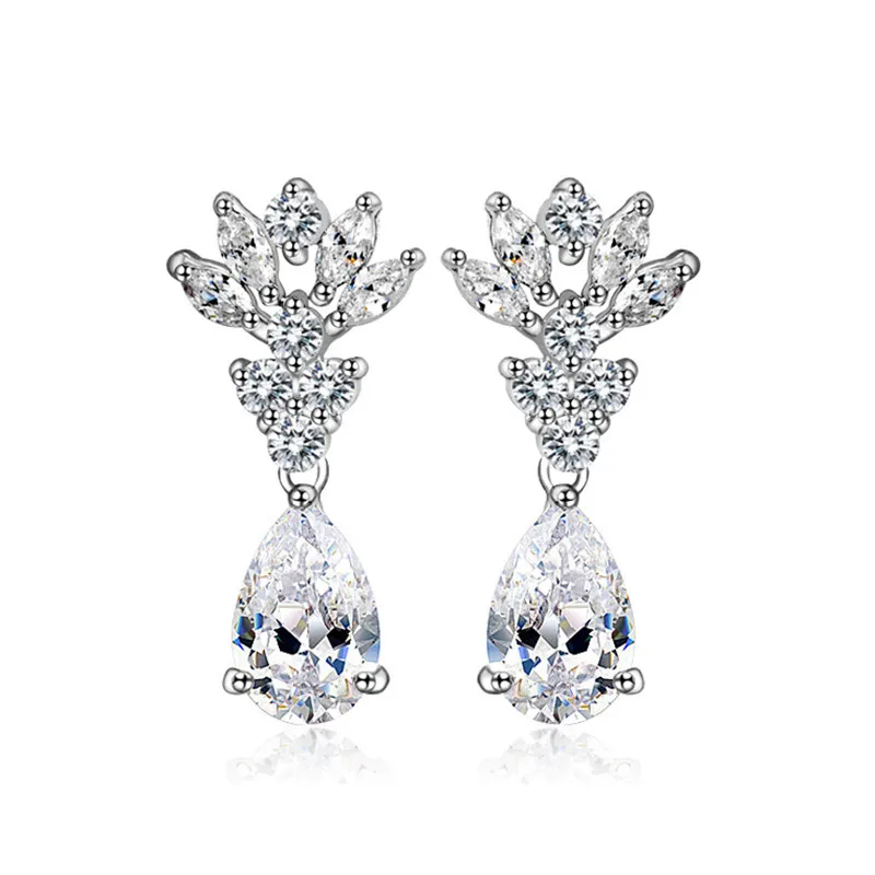 Luxury Jewelry Princess Crystal Platinum Plated Stud Earrings Female Pure White Zircon Stone Bridal Wedding party Earring gift
Luxury Jewelry Princess Crystal Platinum Plated Stud Earrings Female Pure White Zircon Stone Bridal Wedding party Earring gift