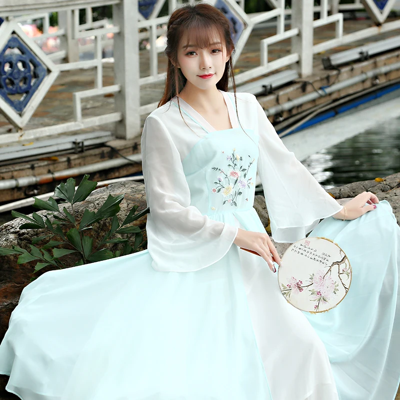2017 New Spring Summer Vintage Women dress Flare Sleeve Slim Embroidery Color Matching Long Hanfu Dresses Turquoise 8065
2017 New Spring Summer Vintage Women dress Flare Sleeve Slim Embroidery Color Matching Long Hanfu Dresses Turquoise 8065