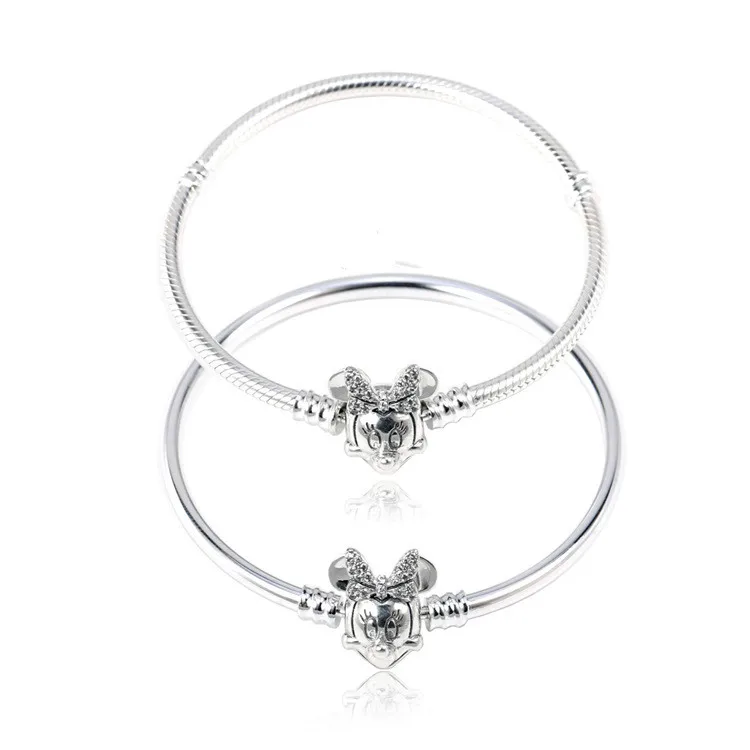 Signature Minnie & Mickey Caps Pandora Bracelet Bangle 925 Sterling Silver Bead Charm
Signature Minnie & Mickey Caps Pandora Bracelet Bangle 925 Sterling Silver Bead Charm