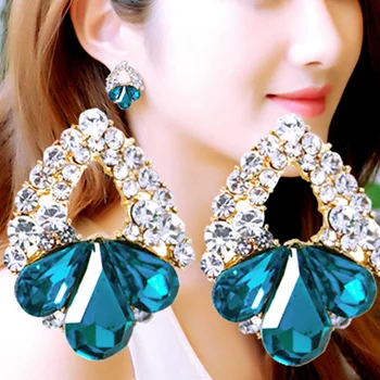 808 STORE Stud Earring Christmas Water Drop Shape Gold Crysatl Earrings for Women Fashion Fine Jewelry Earring Accessories
808 STORE Stud Earring Christmas Water Drop Shape Gold Crysatl Earrings for Women Fashion Fine Jewelry Earring Accessories