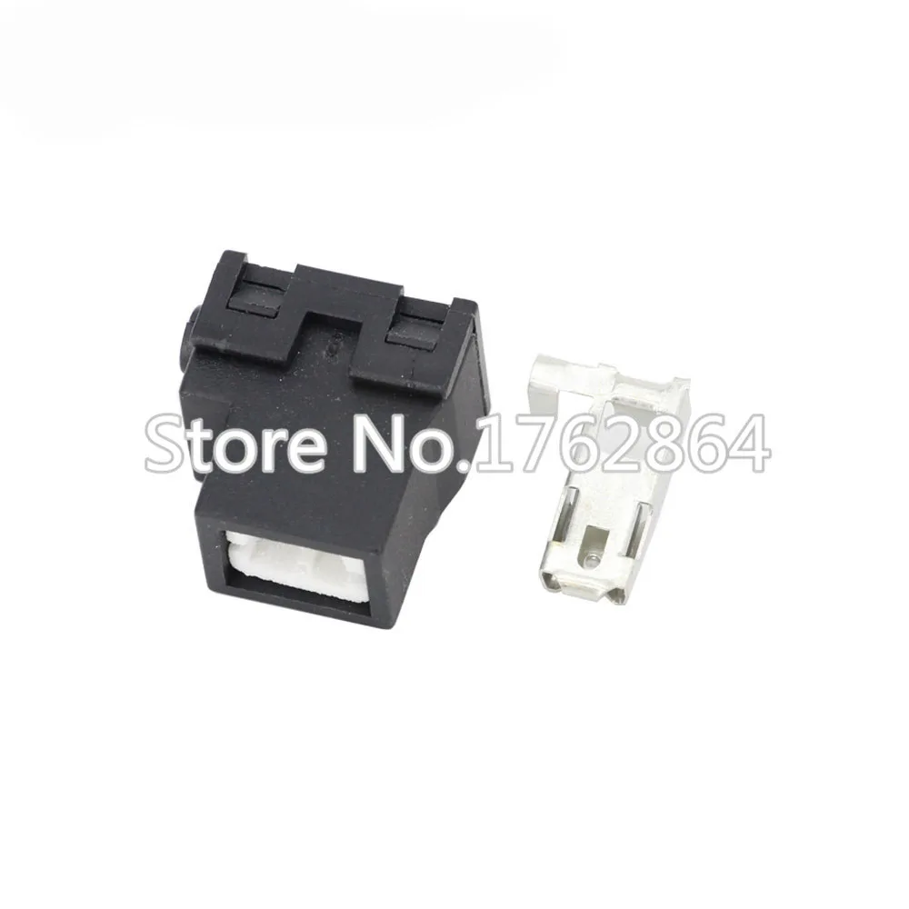 10PCS 1 pin Connector Ceramic H1-2B car lamp holder elbow holder / H1 lamp holder / H1 ceramic lamp holder / DJ701-6.3-2B
10PCS 1 pin Connector Ceramic H1-2B car lamp holder elbow holder / H1 lamp holder / H1 ceramic lamp holder / DJ701-6.3-2B