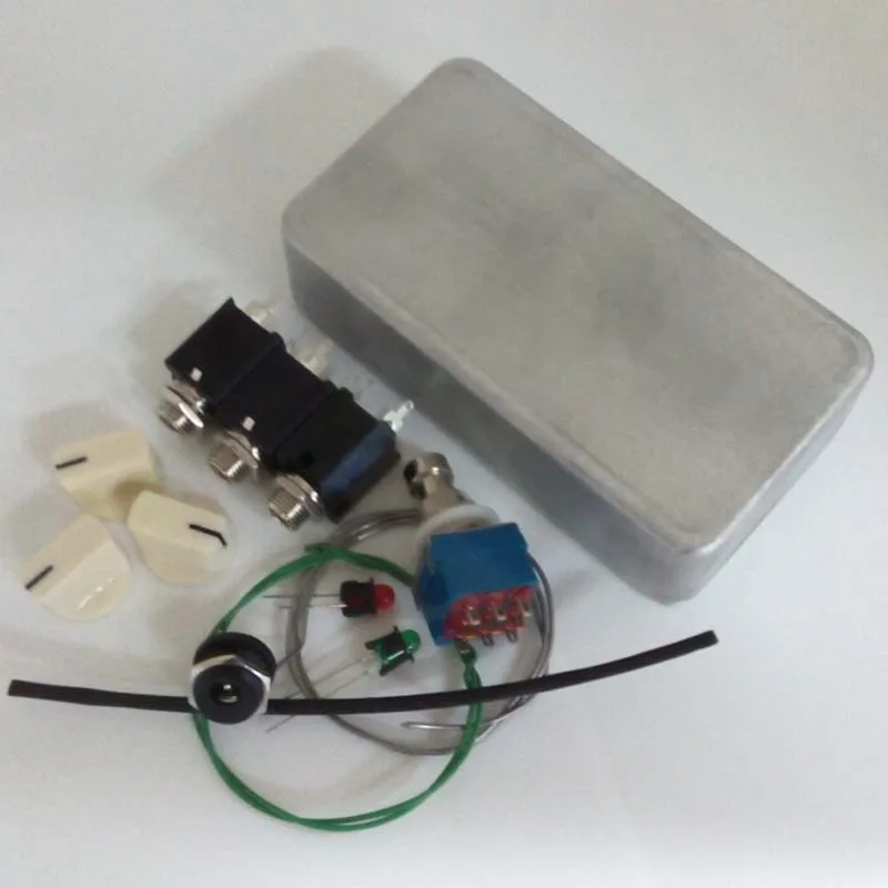 1590B DIY Guitar Pedals Aluminum Pedals Box kit Foot Pedal Switch Guitar White knobs True Bypass parts Brand Landtone
1590B DIY Guitar Pedals Aluminum Pedals Box kit Foot Pedal Switch Guitar White knobs True Bypass parts Brand Landtone