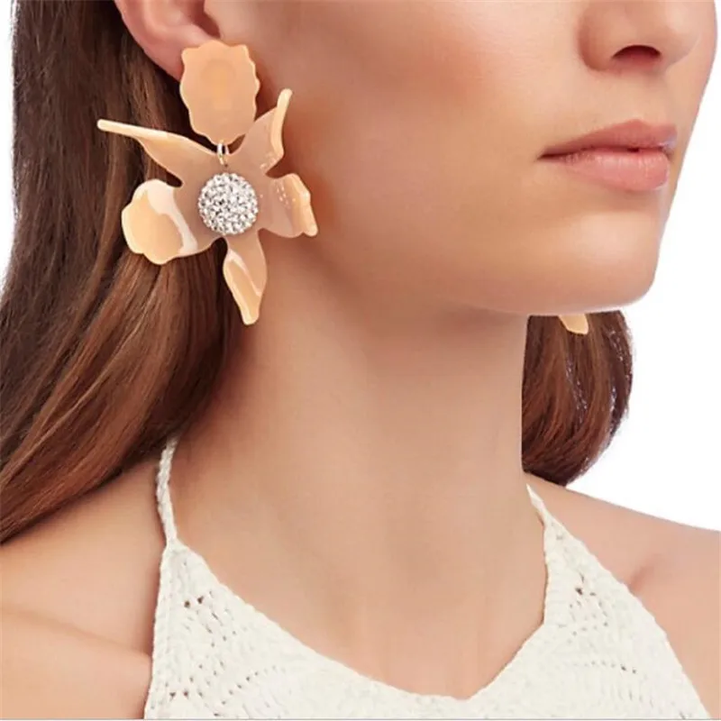 Korean Fashion Ladies Petal Earrings Jewelry Simple Personality Acrylic Flower Earrings Zircon Jewelry Earrings For Women R019
Korean Fashion Ladies Petal Earrings Jewelry Simple Personality Acrylic Flower Earrings Zircon Jewelry Earrings For Women R019