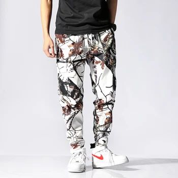 2020 Men Cargo Pants Military Camouflage Tactical Pants Safari Style Casual Trousers Mens Sweatpants Work Pants Overalls
2020 Men Cargo Pants Military Camouflage Tactical Pants Safari Style Casual Trousers Mens Sweatpants Work Pants Overalls