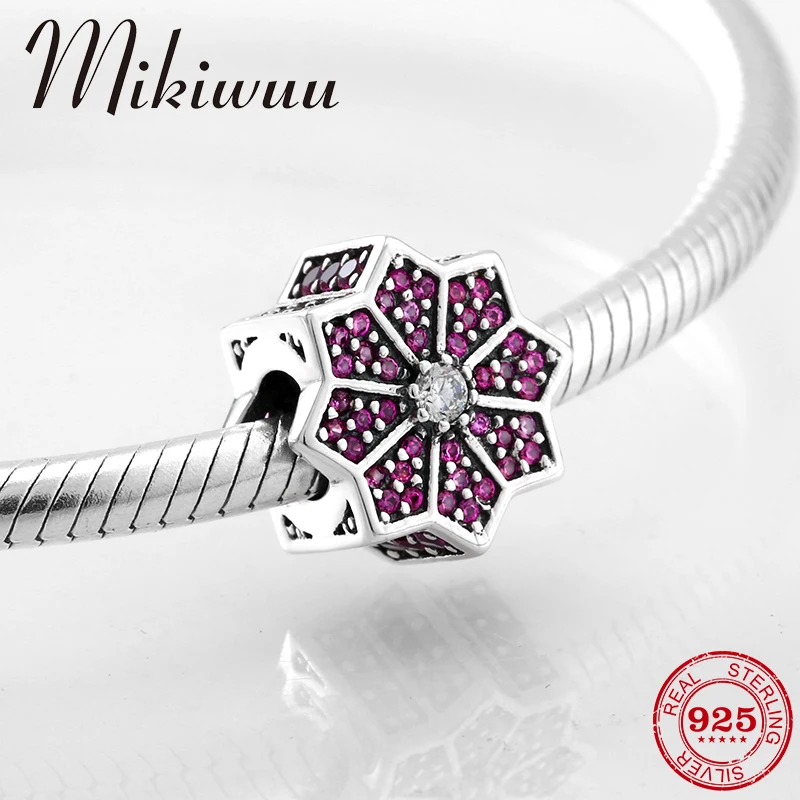 Christmas limit Red Zircon snowflakes charms beads 925 Sterling Silver Fit Original Pandora Charms Bracelet Jewelry Making
Christmas limit Red Zircon snowflakes charms beads 925 Sterling Silver Fit Original Pandora Charms Bracelet Jewelry Making