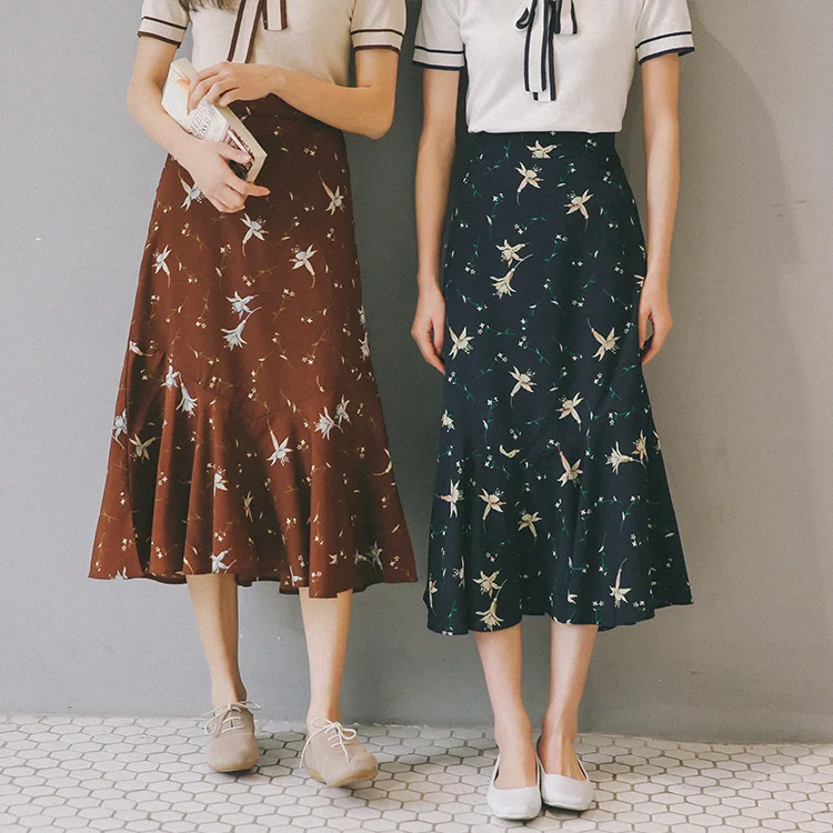 Women's Skirts Kawaii Summer College Style Retro Floral Chiffon Long Printed Skirt Female Korean Harajuku Button For Women
Women's Skirts Kawaii Summer College Style Retro Floral Chiffon Long Printed Skirt Female Korean Harajuku Button For Women
