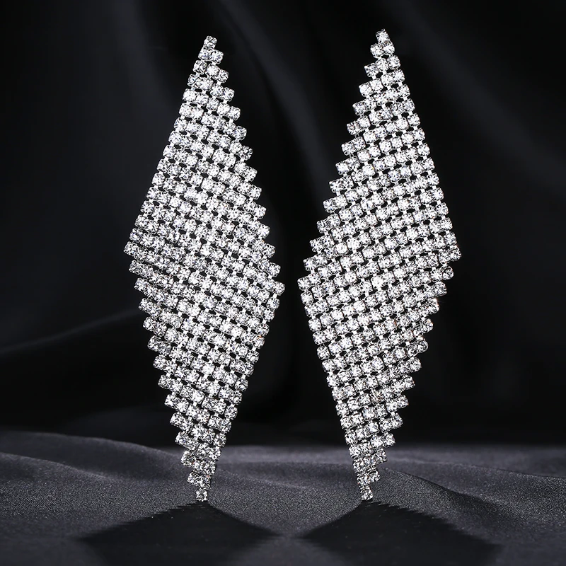 YIZILI Fashion Women big Hyperbole Earrings 2018 Rhinestone Lattice Asymmetrical Earrings for Women wedding Party show Gift E026 
YIZILI Fashion Women big Hyperbole Earrings 2018 Rhinestone Lattice Asymmetrical Earrings for Women wedding Party show Gift E026