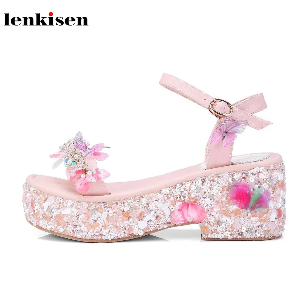 Lenkisen fashion butterfly flowers princess style buckle straps shoes solid high heels summer beach luxury women sandals L02
Lenkisen fashion butterfly flowers princess style buckle straps shoes solid high heels summer beach luxury women sandals L02