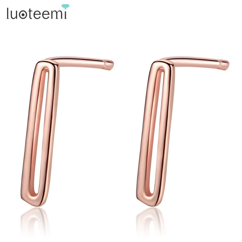 LUOTEEMI New Lady Luxury Simple Design Fascinating Stud Earring For Women Romantic Rose Gold Color Earring Daily-life Jewellery
LUOTEEMI New Lady Luxury Simple Design Fascinating Stud Earring For Women Romantic Rose Gold Color Earring Daily-life Jewellery