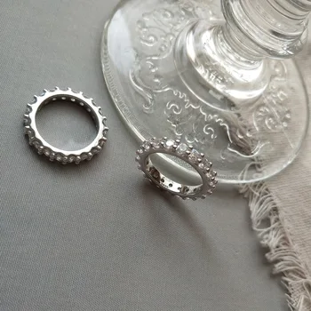 Of the cat South Korea han edition S925 pure silver contracted fine zircon ring ring offered simple model
Of the cat South Korea han edition S925 pure silver contracted fine zircon ring ring offered simple model
