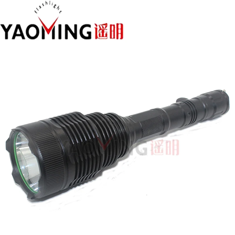 Big flashlight Super power CREE XM-L T6 18000 lumen 500meter 5 modes rechargeable flashlight lamp torch lantern by 2 x 18650
Big flashlight Super power CREE XM-L T6 18000 lumen 500meter 5 modes rechargeable flashlight lamp torch lantern by 2 x 18650
