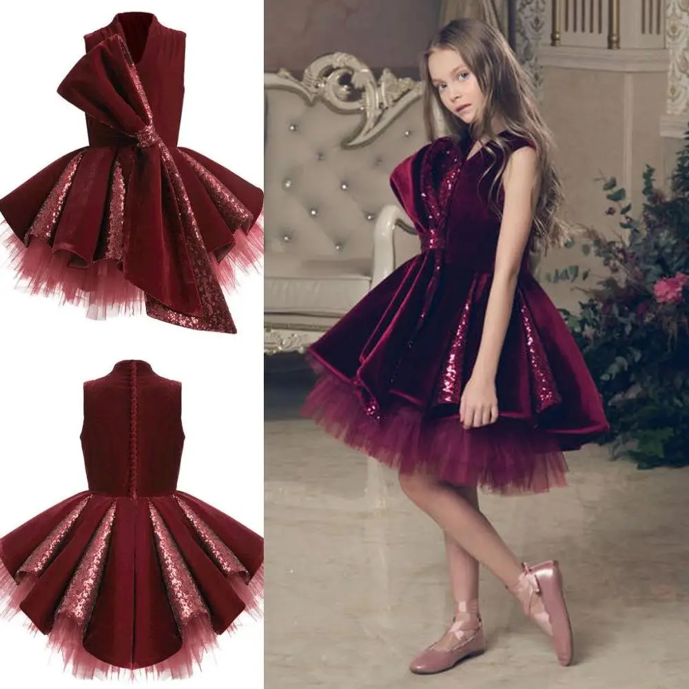 Cute Burgundy Flower Girl Dresses with Sequined Bow Ball Gown Knee Length Girls Pageant Dress Sleeveless Kids Formal Wear
Cute Burgundy Flower Girl Dresses with Sequined Bow Ball Gown Knee Length Girls Pageant Dress Sleeveless Kids Formal Wear