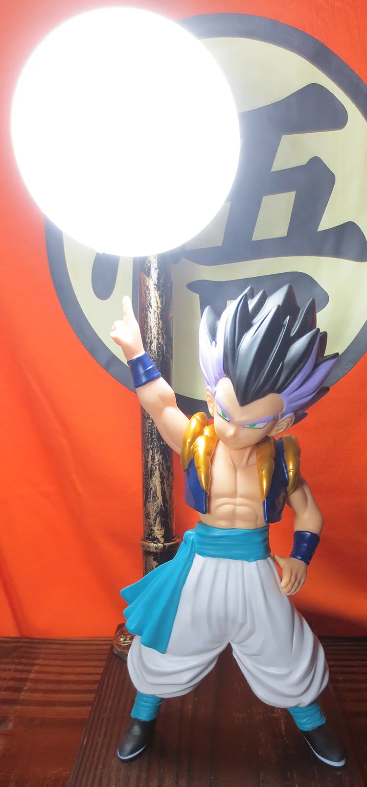 KNL HOBBY Dragon Ball LED desk lamp explosion models hand to do Gotenks led normal Eye Spot shipping creative birthday gift
KNL HOBBY Dragon Ball LED desk lamp explosion models hand to do Gotenks led normal Eye Spot shipping creative birthday gift