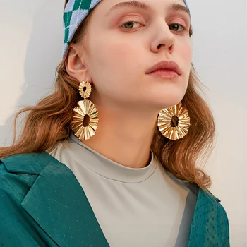 Vienkim Big Cookie Earrings Women Creative Geometric Exaggerated Irregular Metal Round Dangle Earrings For Female Girl Jewelry
Vienkim Big Cookie Earrings Women Creative Geometric Exaggerated Irregular Metal Round Dangle Earrings For Female Girl Jewelry