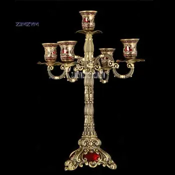 European Retro Luxury Alloy Five Head Bronze Decoration Candlestick Wedding Home Candlelight Dinner Decoration Hot Sale
European Retro Luxury Alloy Five Head Bronze Decoration Candlestick Wedding Home Candlelight Dinner Decoration Hot Sale