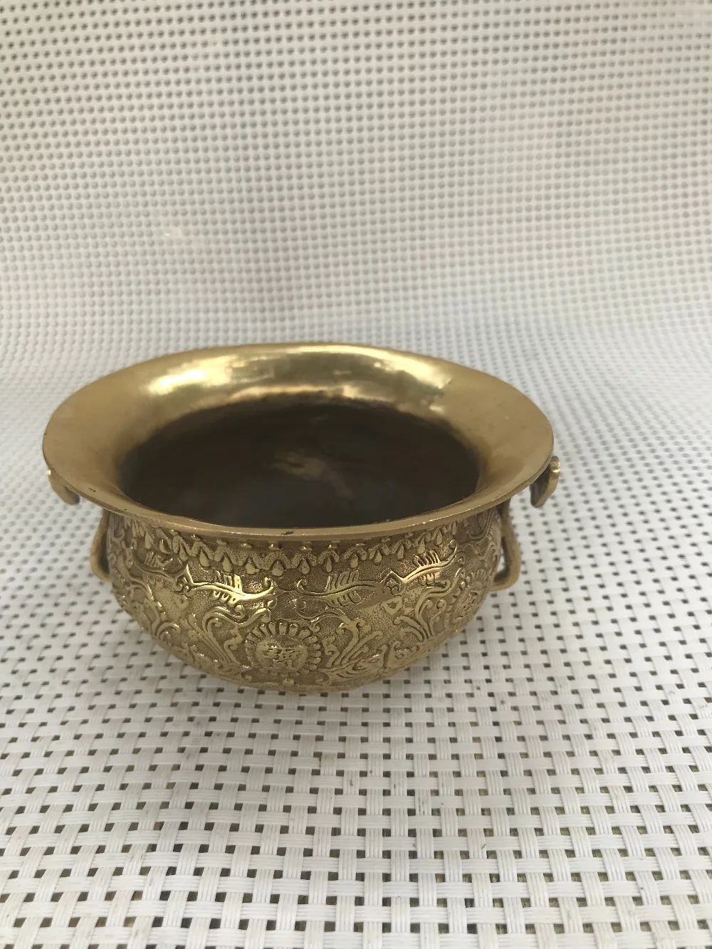 Chinese Copper Brass bowl Fu Lu Shou bowl yuan treasure Feng Shui Luck Home Decorations
Chinese Copper Brass bowl Fu Lu Shou bowl yuan treasure Feng Shui Luck Home Decorations