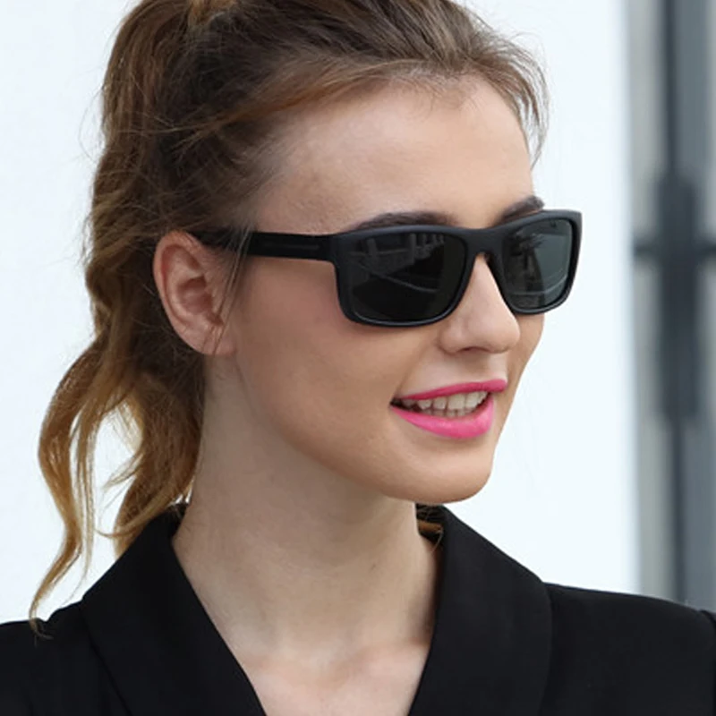 2018 Brand Photochromic Sunglasses Women Polarized Chameleon Discoloration Sun Glasses Outdoors Square Driving Men Gafas De Sol
2018 Brand Photochromic Sunglasses Women Polarized Chameleon Discoloration Sun Glasses Outdoors Square Driving Men Gafas De Sol
