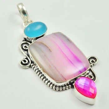 Botswana Agates & Rainbow Fire Topas Pendant Silver Overlay over Copper , 72 mm, P3130
Botswana Agates & Rainbow Fire Topas Pendant Silver Overlay over Copper , 72 mm, P3130