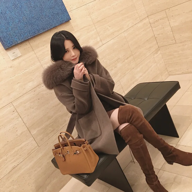 Fashion Casual Women Long Winter Wool Blend Coat Solid Loose Wool Coat and Jacket Single Breasted Outerwear
Fashion Casual Women Long Winter Wool Blend Coat Solid Loose Wool Coat and Jacket Single Breasted Outerwear