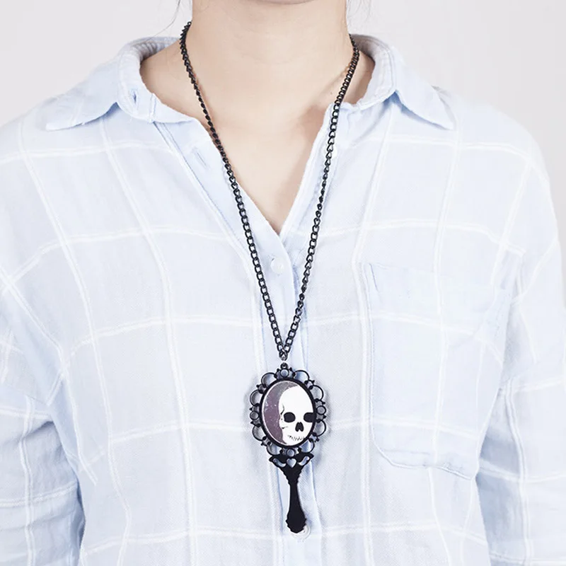 2018-New-Fashion-Geometric-Acrylic-Jewelry-laser-Dead-Pretty-Skull-Pendant-necklace-Punk-Night-Club-Skull.jpg_640x640