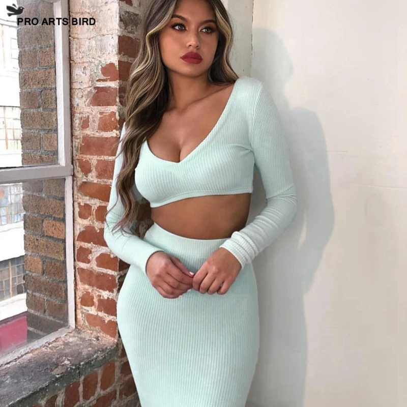 2019 New Autumn Cotton Pit Long Sleeve Two-piece Suit Women Sexy Solid Color Backless Deep V Neck Suit
2019 New Autumn Cotton Pit Long Sleeve Two-piece Suit Women Sexy Solid Color Backless Deep V Neck Suit