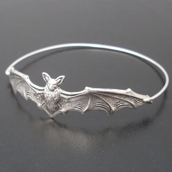 Bracelet Bangle Bat Vintage Jewelry Gift Decoration Fashion For Women Lady Girl Party CX17
Bracelet Bangle Bat Vintage Jewelry Gift Decoration Fashion For Women Lady Girl Party CX17