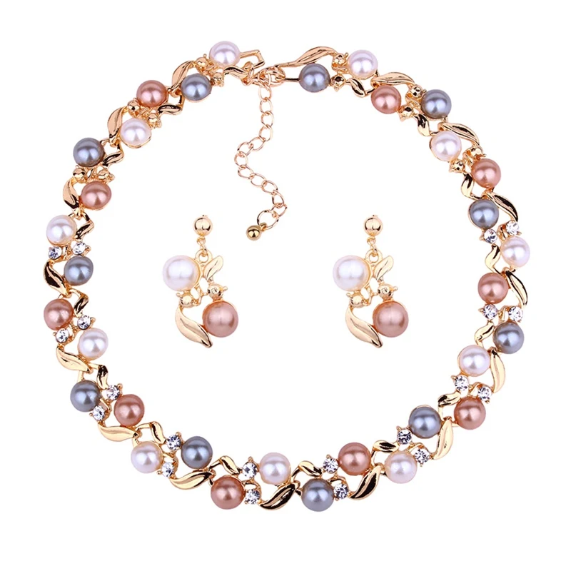 New Mode Style Europe and the United States hot imitation pearl necklace earrings set gold color classic necklace jewelry set
New Mode Style Europe and the United States hot imitation pearl necklace earrings set gold color classic necklace jewelry set
