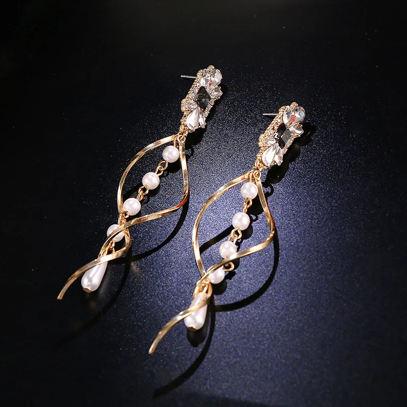 Crystal Vintage Water Drop Women Dangle Earrings Pearl Long Pendant Earrings Bohemian Drop Earrings Fashion Jewelry 2018
Crystal Vintage Water Drop Women Dangle Earrings Pearl Long Pendant Earrings Bohemian Drop Earrings Fashion Jewelry 2018