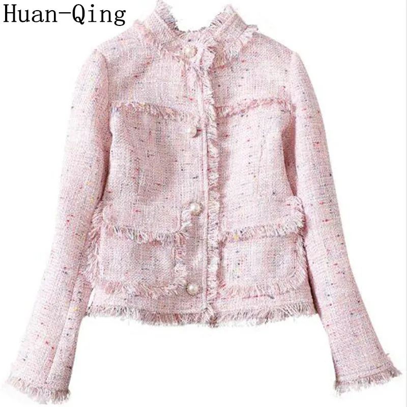 Runway Women Tweed Jacket Coat Winter Vintage Luxury Tassel Pearl Button Pink And Grey Short Jacket Pocket Casaco Outerwear Coat
Runway Women Tweed Jacket Coat Winter Vintage Luxury Tassel Pearl Button Pink And Grey Short Jacket Pocket Casaco Outerwear Coat