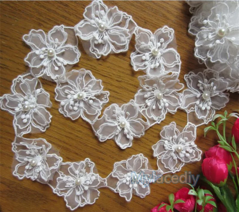 5 yards Vintage Pearl Flower Embroidered Lace Edge Trim Ribbon Floral Applique Fabric Patches DIY Wedding Dress Sewing Craft
5 yards Vintage Pearl Flower Embroidered Lace Edge Trim Ribbon Floral Applique Fabric Patches DIY Wedding Dress Sewing Craft
